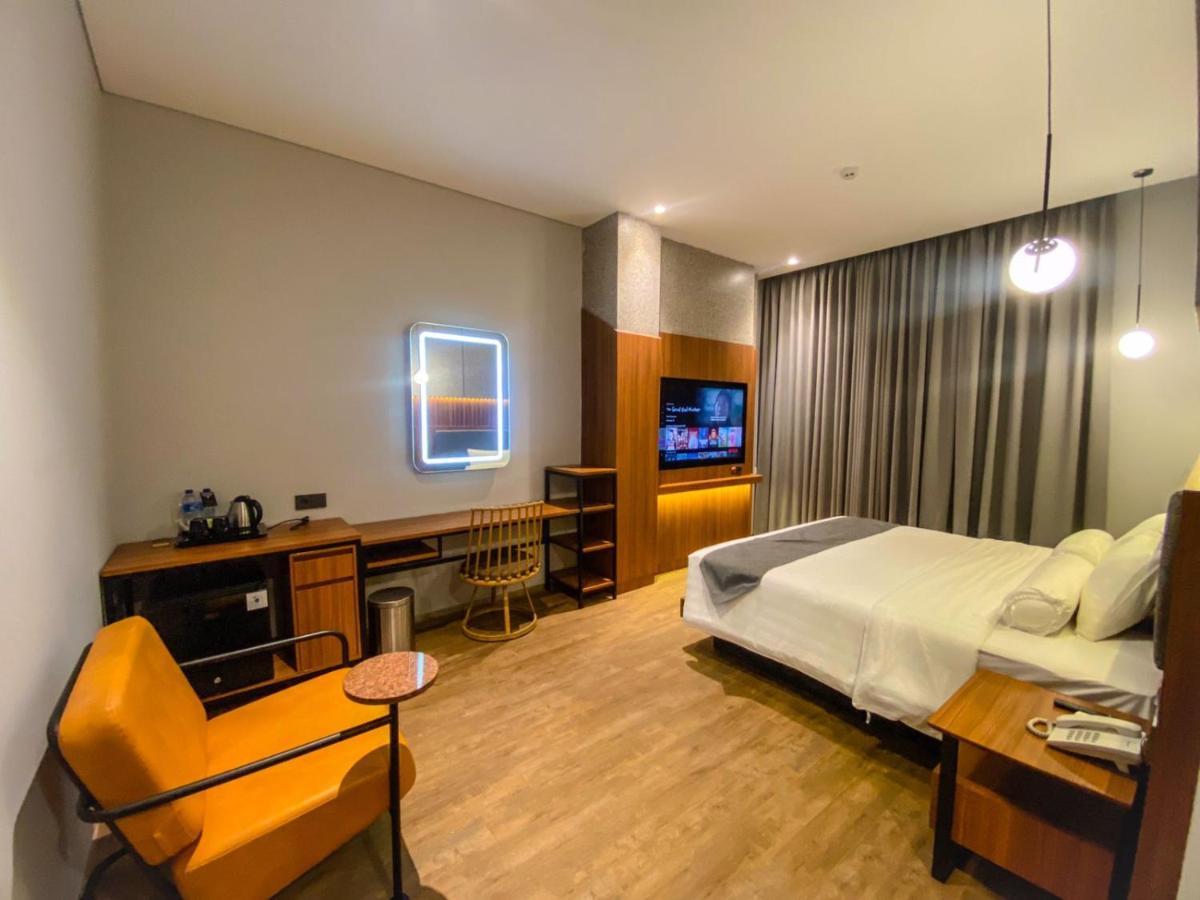 Nata Azana Hotel Solo Eksteriør bilde