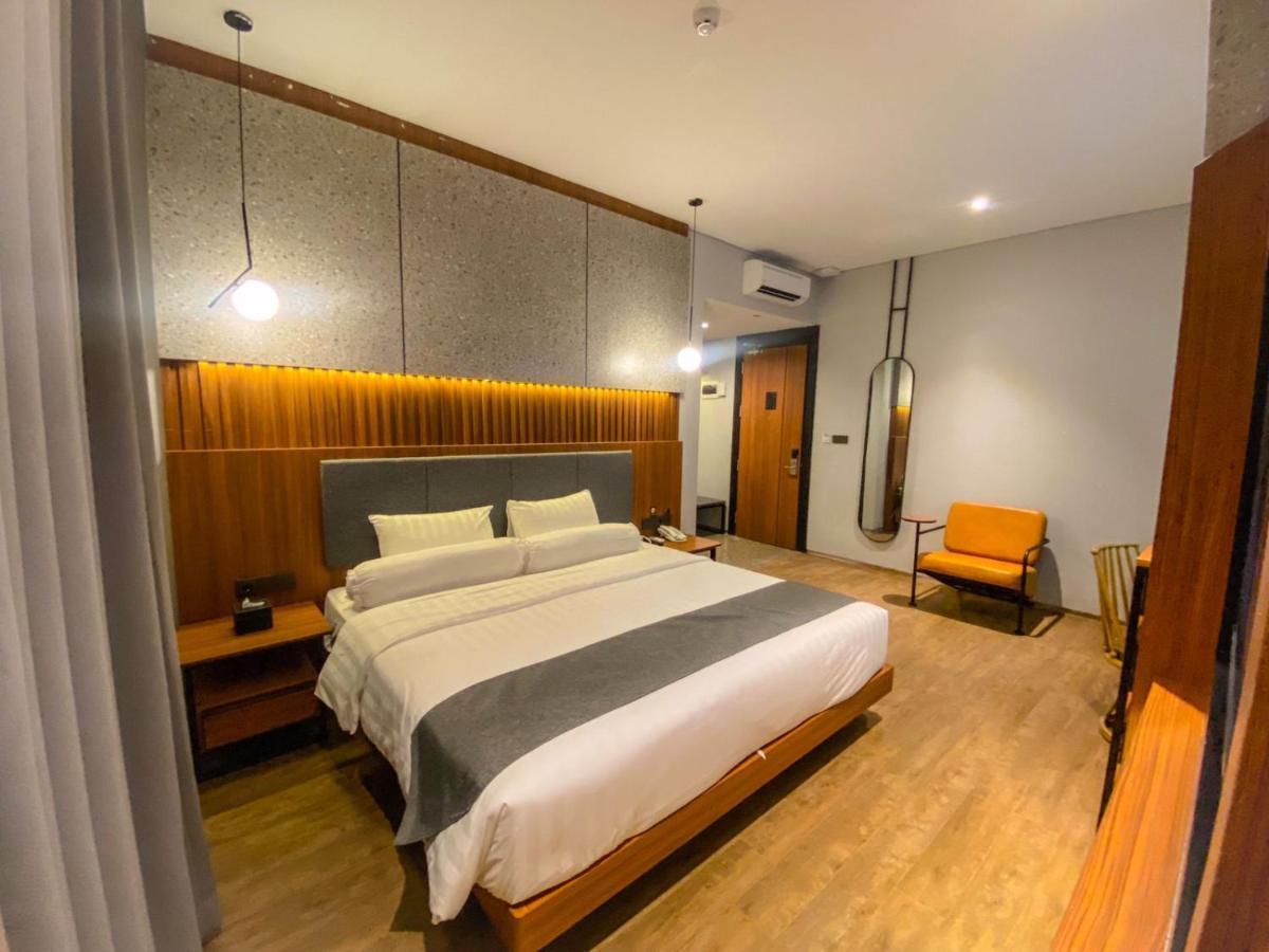 Nata Azana Hotel Solo Eksteriør bilde